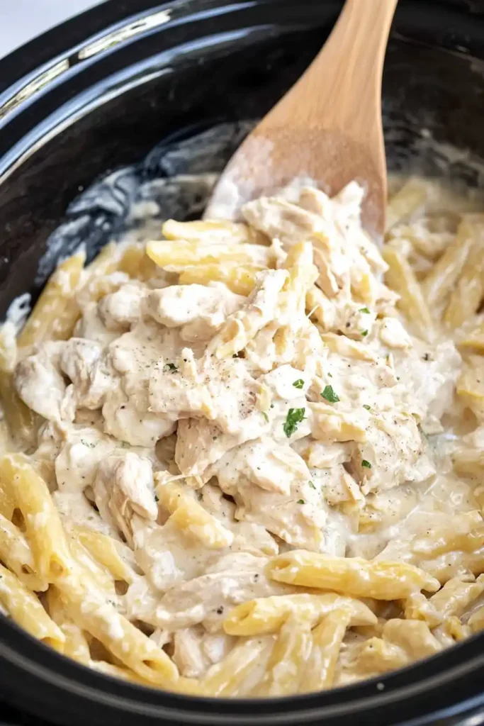 Crockpot Chicken Alfredo