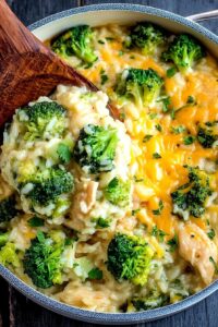 One Pot Cheesy Chicken Broccoli Rice Casserole