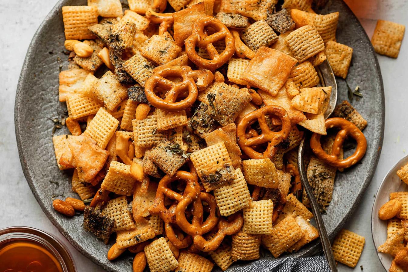 Herby Ranch Snack Mix
