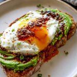 Avocado-Egg Toast