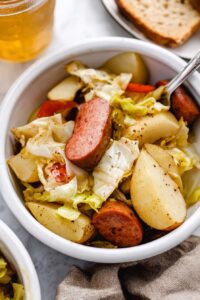 Slow Cooker Sausage, Cabbage and Potatoes